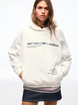 Bershka Bluza Z Kapturem I Nadrukiem Kobieta Biały Złamany