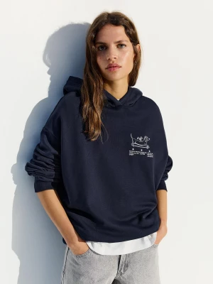 Bershka Bluza Z Kapturem I Nadrukiem Kobieta Granatowy
