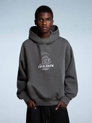 Bershka Bluza Z Kapturem I Nadrukiem Mężczyzna Ciemnoszary