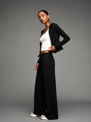 Bershka Bluza Z Kapturem I Suwakiem Kobieta Czarny