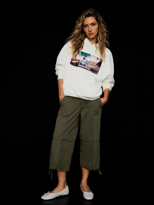 Bershka Bluza Z Kapturem The Office Kobieta Biały Złamany