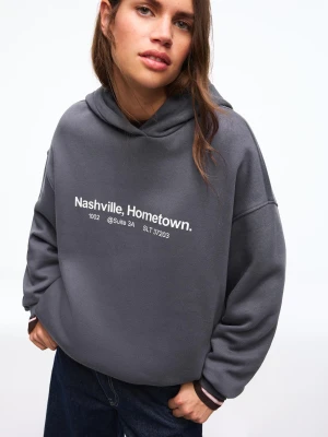 Bershka Bluza Z Kapturem Z Nadrukiem Kobieta Ciemnoszary