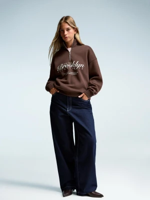 Bershka Bluza Z Kołnierzem Na Suwak I Nadrukiem Kobieta Brązowy