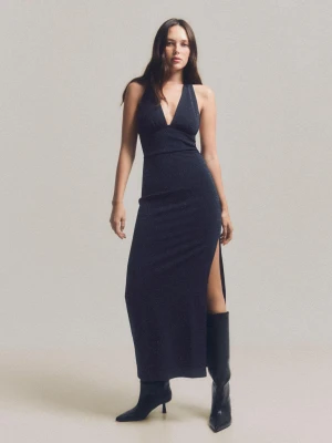 Bershka Błyszcząca Sukienka Midi Z Dekoltem Halter Kobieta Granatowy