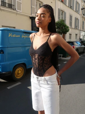 Bershka Body Na Ramiączkach Z Koronką Blonda Kobieta Czarny