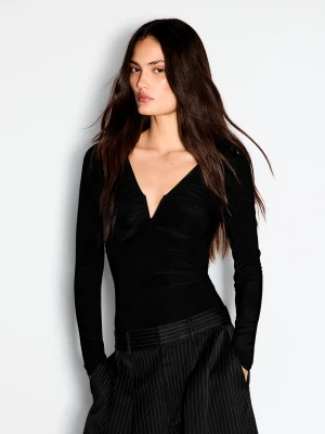 Bershka Body Z Długim Rękawem I Dekolt W Serek Kobieta Czarny