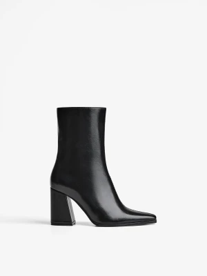 Bershka Botki Na Szerokim Obcasie Kobieta Czarny