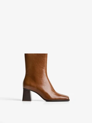 Bershka Botki Na Szerokim Obcasie Kobieta Jasnobrzowy