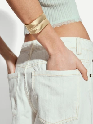 Bershka Bransoletka W Złotym Kolorze Kobieta Złoty