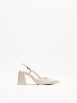 Bershka Buty Bez Pięty Na Klockowym Obcasie Kobieta Beżowy