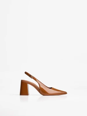 Bershka Buty Bez Pięty Na Klockowym Obcasie Kobieta Jasnobrzowy