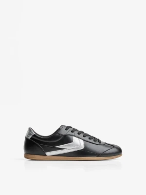 Bershka Buty Retro Na Cienkiej Podeszwie Kobieta Czarny