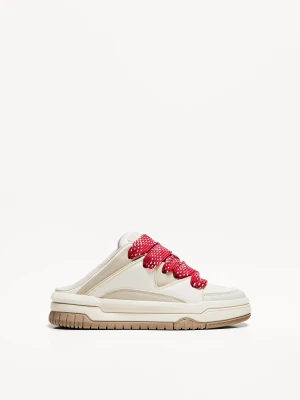 Zdjęcie produktu Bershka Buty Sportowe Bez Pięty Typu Skater Kobieta Kombinowany