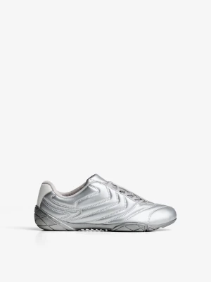 Bershka Buty Sportowe Do Piłki Nożnej Kobieta Szary