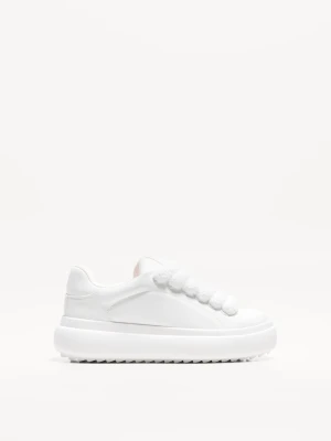 Bershka Buty Sportowe Na Grubej Podeszwie Kobieta Biały