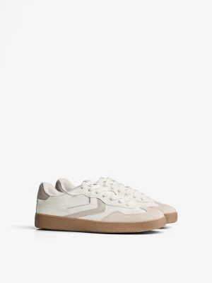 Bershka Buty Sportowe Retro Kobieta Biały