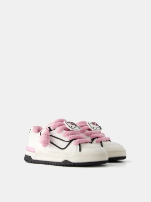 Zdjęcie produktu Bershka Buty Sportowe Skate Hello Kitty Mania Kobieta Kombinowany