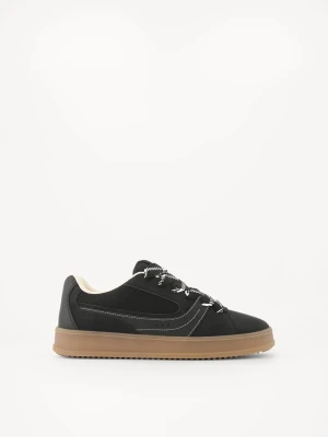 Bershka Buty Sportowe Skater Ze Sznurówkami Xl Mężczyzna Czarny