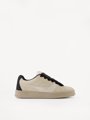 Bershka Buty Sportowe Skater Ze Sznurówkami Xl Mężczyzna Kombinowany