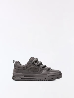 Bershka Buty Sportowe Skate Mężczyzna Szary
