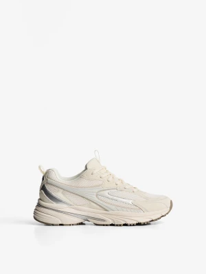 Bershka Buty Sportowe Z Wieloma Elementami Mężczyzna Biały