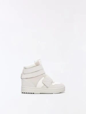 Bershka Buty Sportowe Za Kostkę Z Wewnętrznym Klinem Kobieta Zimny Niebieski