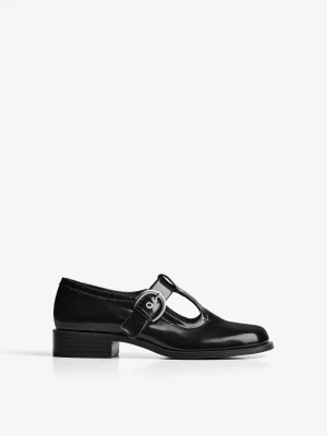 Bershka Buty Z Paskiem Ze Sprzączką Kobieta Czarny