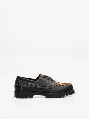 Bershka Buty Żeglarskie W Zwierzęcy Wzór Mężczyzna Leopard