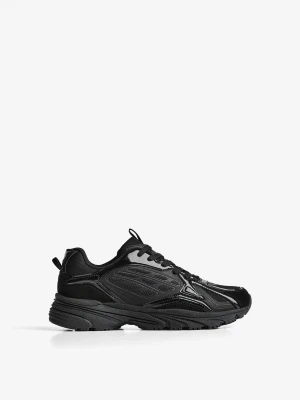 Bershka Casualowe Buty Sportowe Wieloelementowe Mężczyzna Czarny