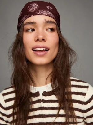 Bershka Chusta Bandana Z Nadrukiem Kobieta Brązowy