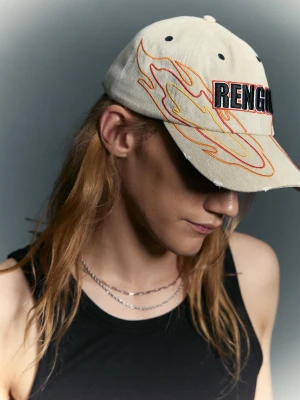 Bershka Czapka Demon Slayer Mężczyzna Kremowy