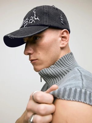 Bershka Czapka Jeansowa Z Efektem Sprania Mężczyzna Czarny