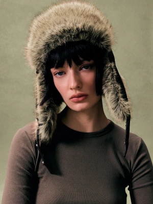 Zdjęcie produktu Bershka Czapka Lotnicza Z Efektem Futra Kobieta Czarny