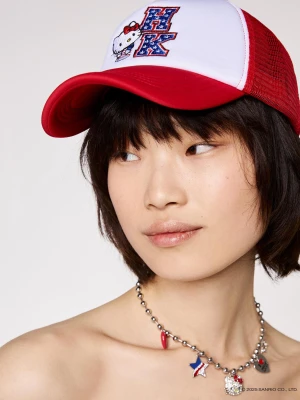 Bershka Czapka Z Haftem Hello Kitty Kobieta Czerwony