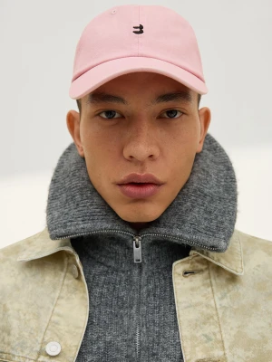 Bershka Czapka Z Haftem Mężczyzna Różowy