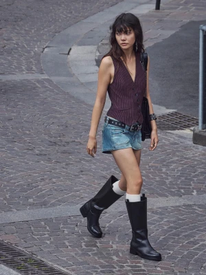 Bershka Denimowe Mini Spodenki Kobieta Wyblakły Niebieski