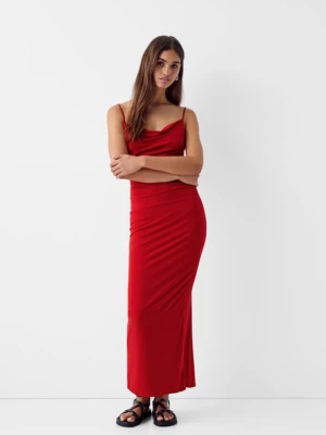 Bershka Długa Sukienka Na Ramiączkach Z Drapowaniem Kobieta Czerwony