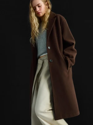 Bershka Długi Płaszcz Soft Touch Kobieta Brązowy