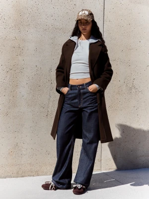 Bershka Długi Płaszcz Soft Touch Kobieta Brązowy