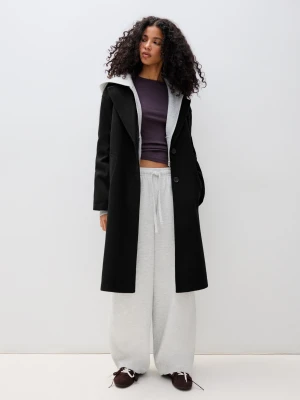 Bershka Długi Płaszcz Soft Touch Kobieta Czarny