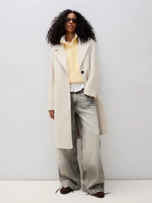 Bershka Długi Płaszcz Soft Touch Kobieta Piaskowy