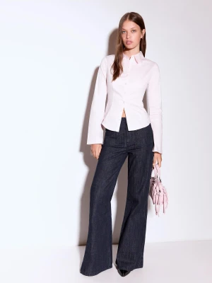 Bershka Dopasowana Koszula Z Rozszerzanym Rękawem Kobieta Różowy