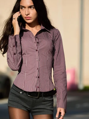 Bershka Dopasowana Koszula Z Rozszerzanym Rękawem Kobieta Rubinowy