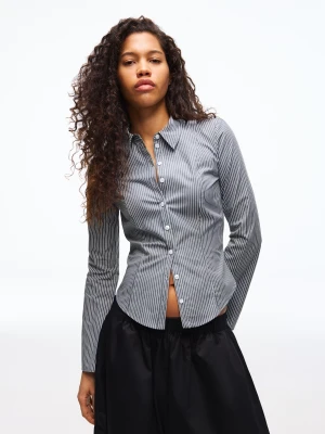 Bershka Dopasowana Koszula Z Rozszerzanym Rękawem Kobieta Szary