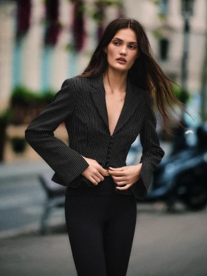 Bershka Dopasowana Marynarka W Paski Kobieta Czarny