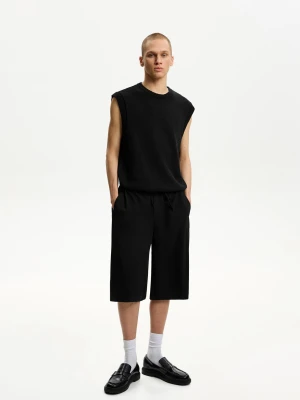 Bershka Dopasowane Bermudy Jogger Baggy Mężczyzna Czarny
