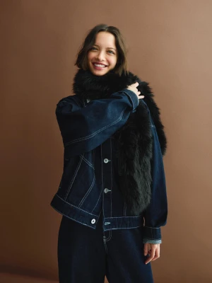 Bershka Etole Z Efektem Futra Kobieta Czarny