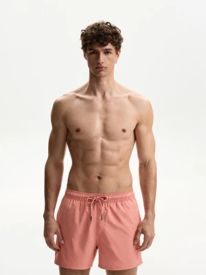 Bershka Gładkie Szorty Kąpielowe Mężczyzna Łososiowy