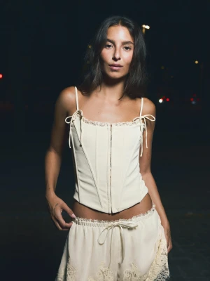 Bershka Gorsetowy Top Na Ramiączkach Kobieta Beżowy