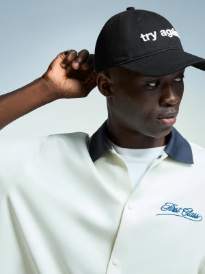 Bershka Haftowana Czapka Mężczyzna Czarny